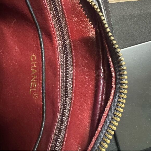 Vintage CHANEL Double Chain Matelasse Quilted Bag - Picture 11 of 16